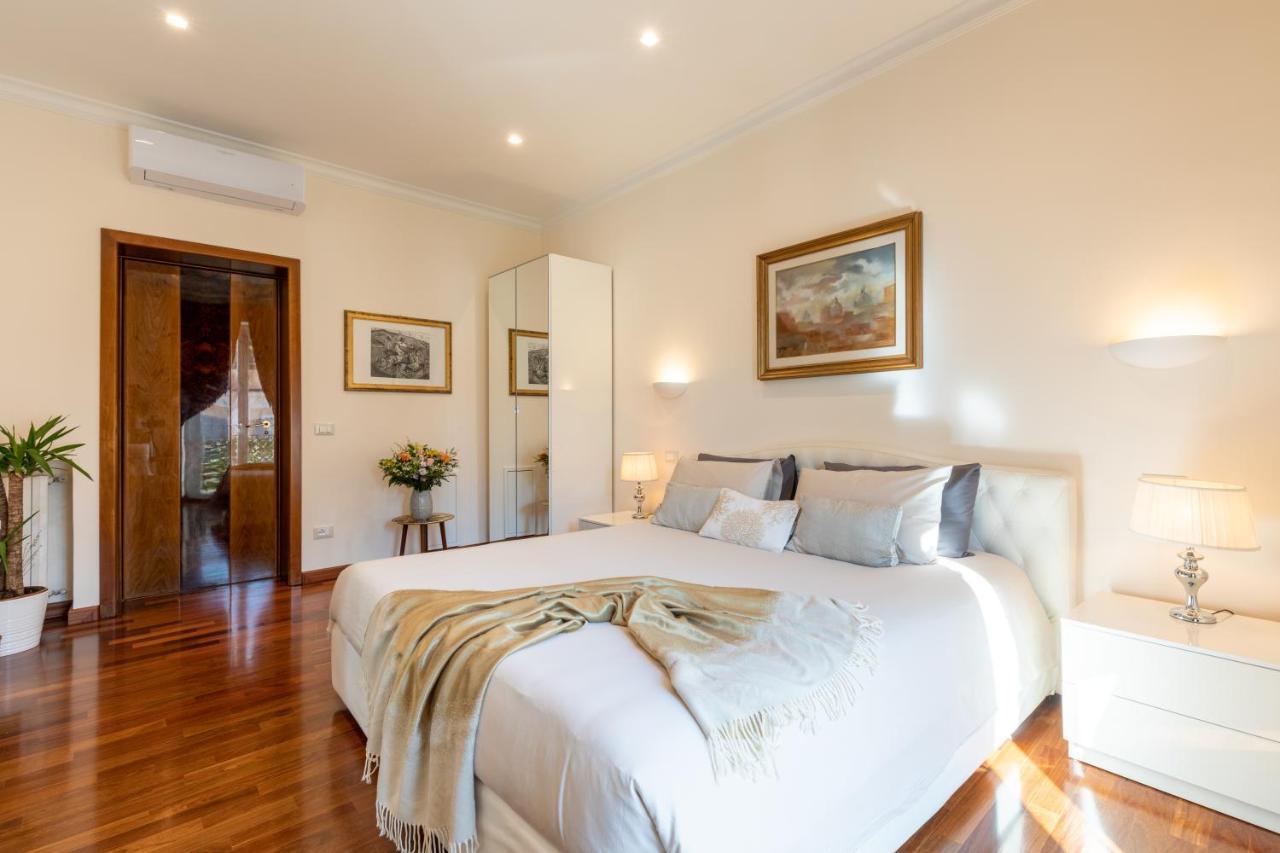 Ferienwohnung Atticus Forum Romanum Luxury Penthouse Exterior foto